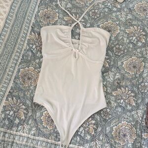 Women’s white strapless bodysuit